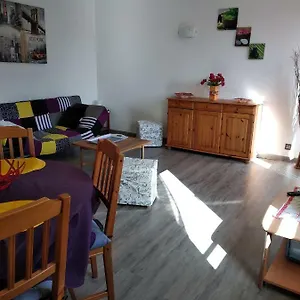 Appartement T2 48m² Calme Proche Centre